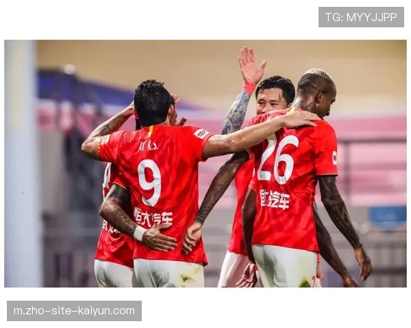 首轮八场比赛打进二十八球 场均三点五球创近年进攻新高 首轮八场比赛打进二十八球 场均三点五球创近年进攻新高